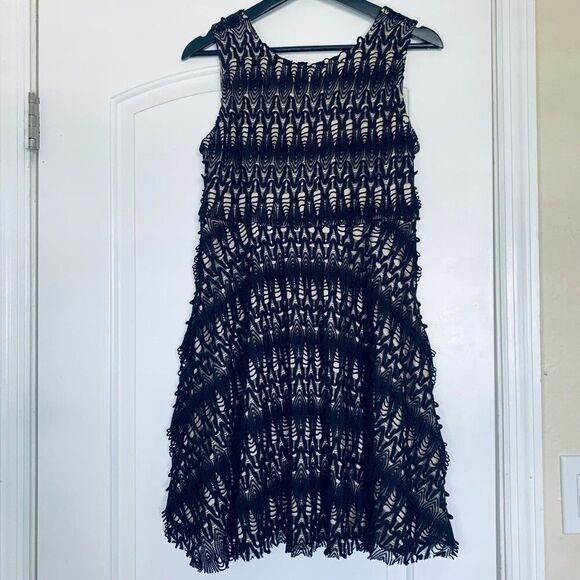 Chelsea GIRL River Island Black & Nude Crochet Babydoll Cocktail Dress Size L/12 - Picture 2 of 10